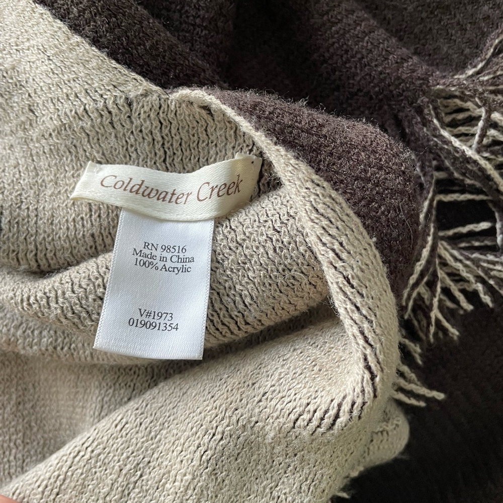 Two-tone Wrap